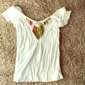Short butterfly sleeve shirt